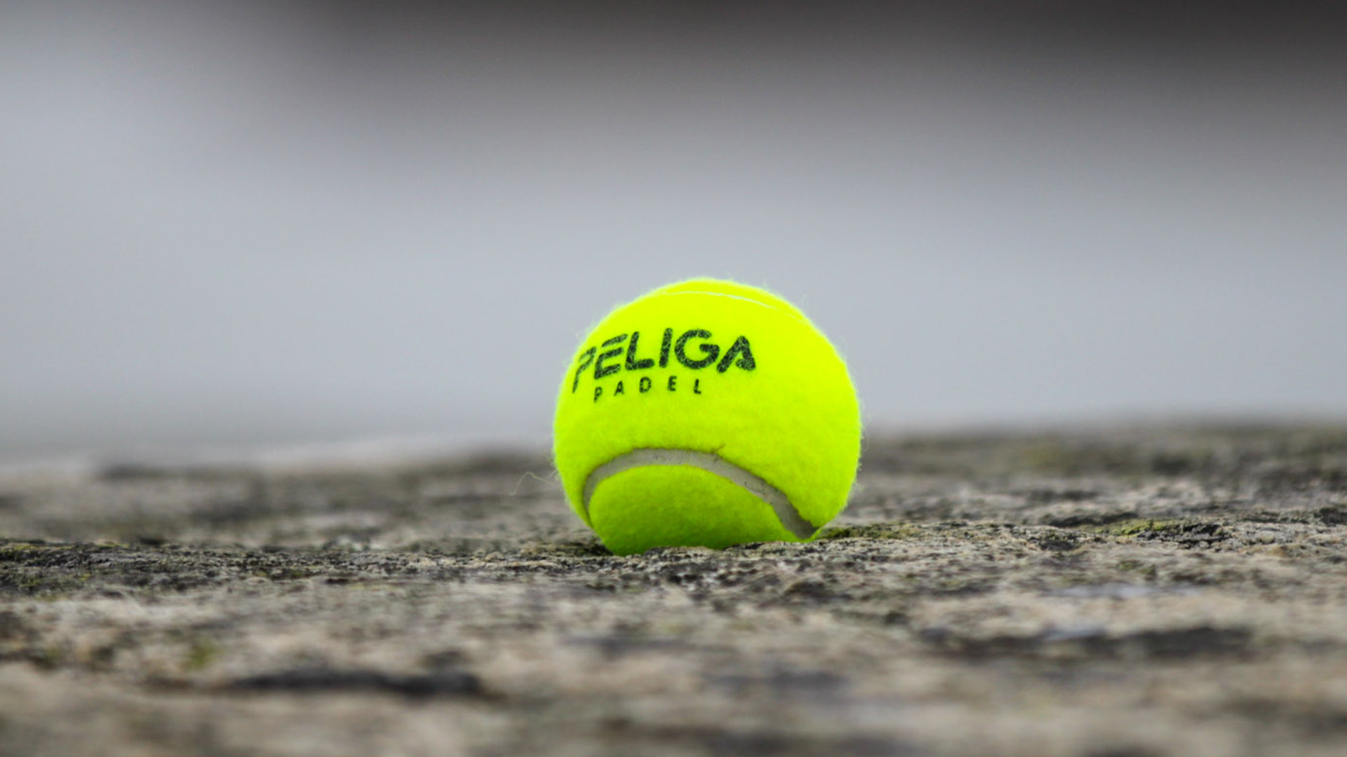 Understanding Padel Balls: How the ball affects the game