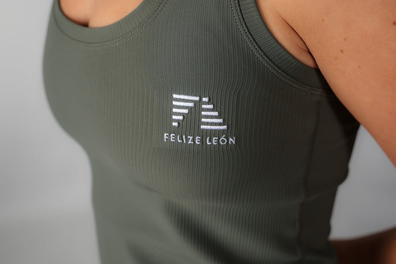 Felize León Tank Top & Skirt Bundle